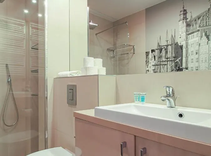 Waterlane Gray-gdansk غدانسك